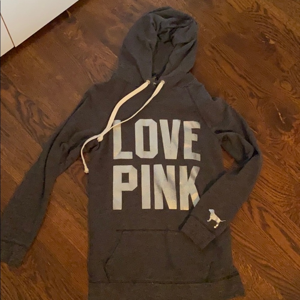VS pink hoodie